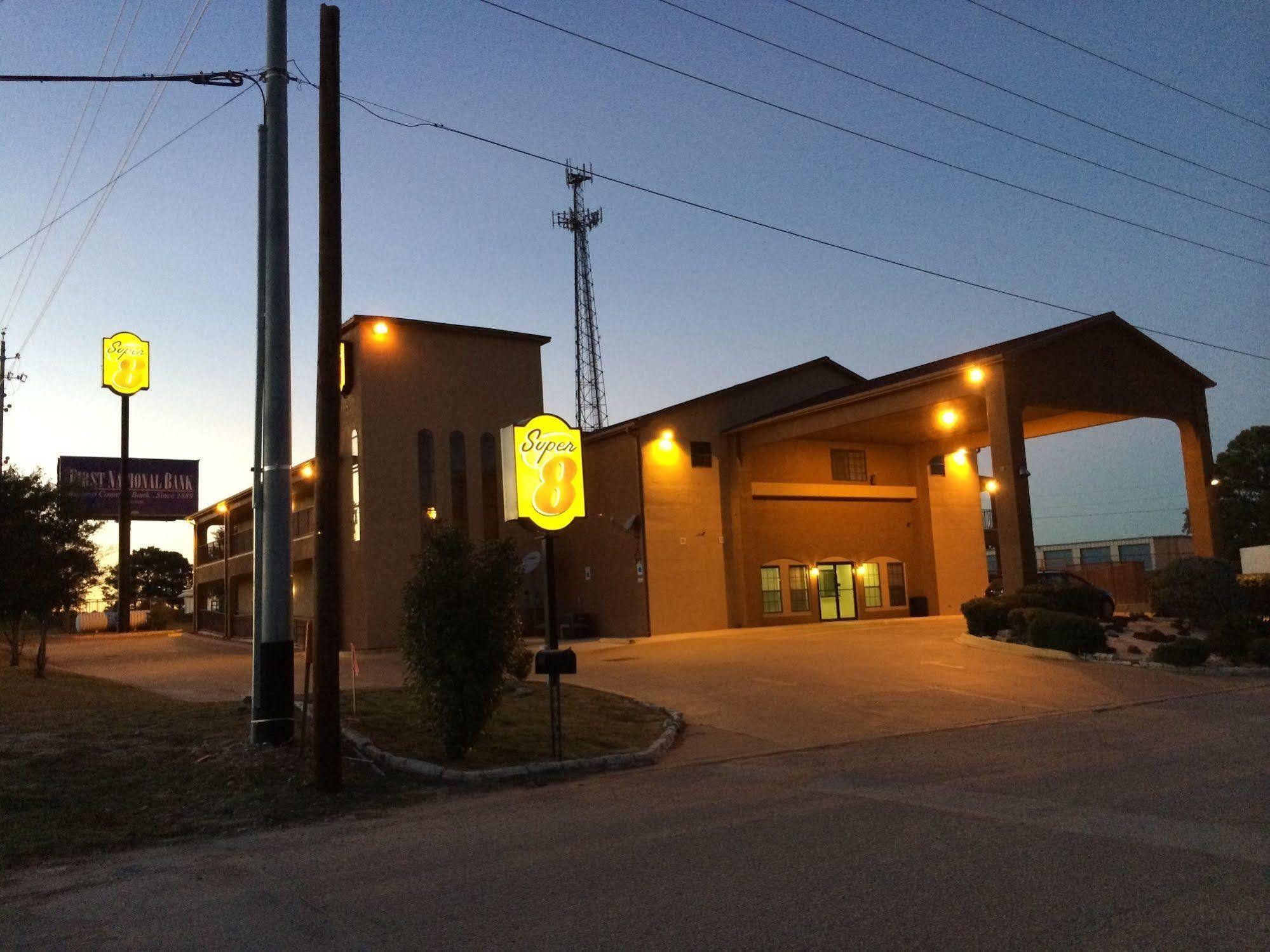 巴斯特罗普速8酒店 外观 照片